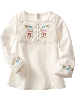 Gap Bell sleeve embroidered top